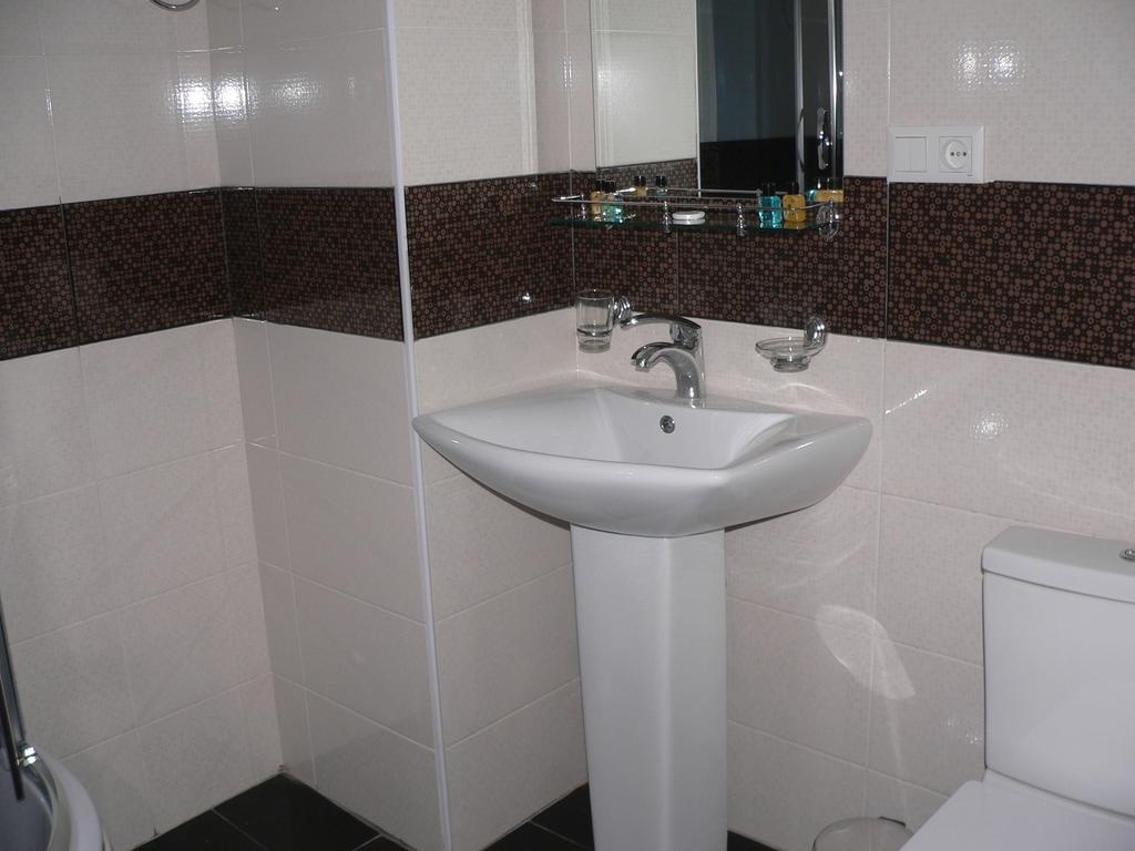 Big Bay Hotel Tbilissi Chambre photo