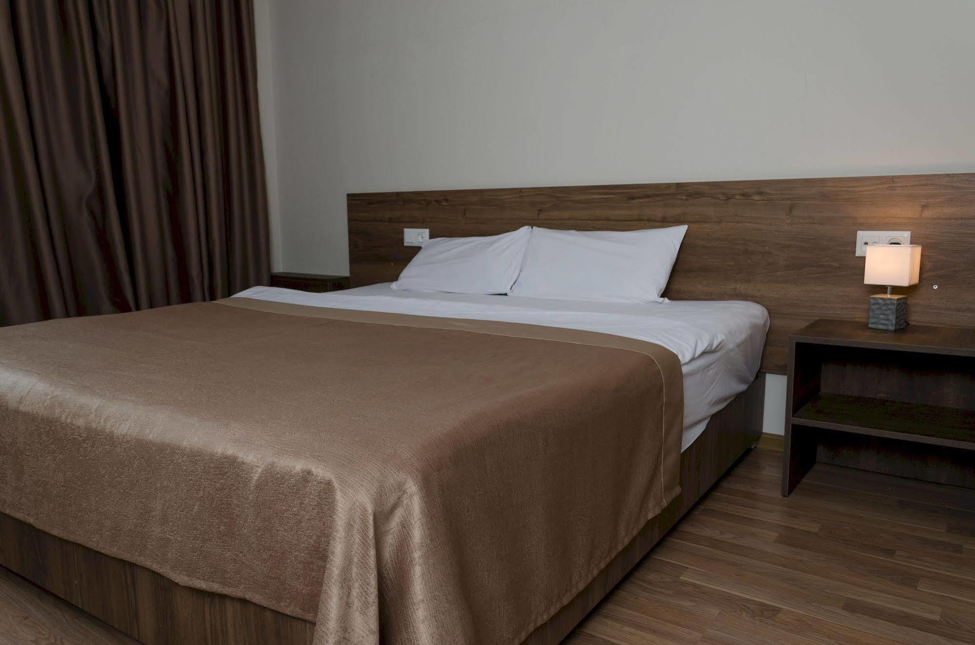 Big Bay Hotel Tbilissi Extérieur photo
