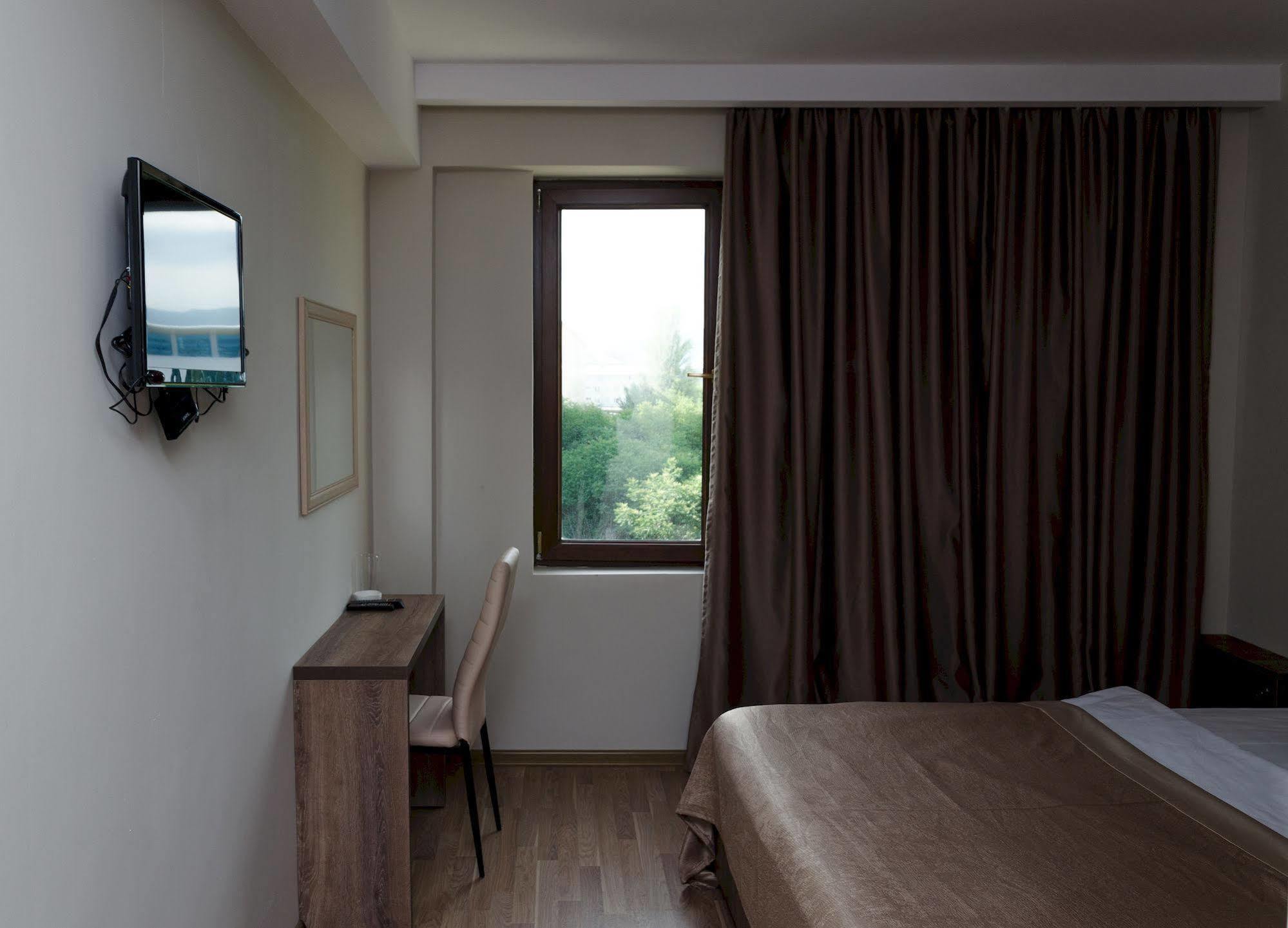 Big Bay Hotel Tbilissi Extérieur photo